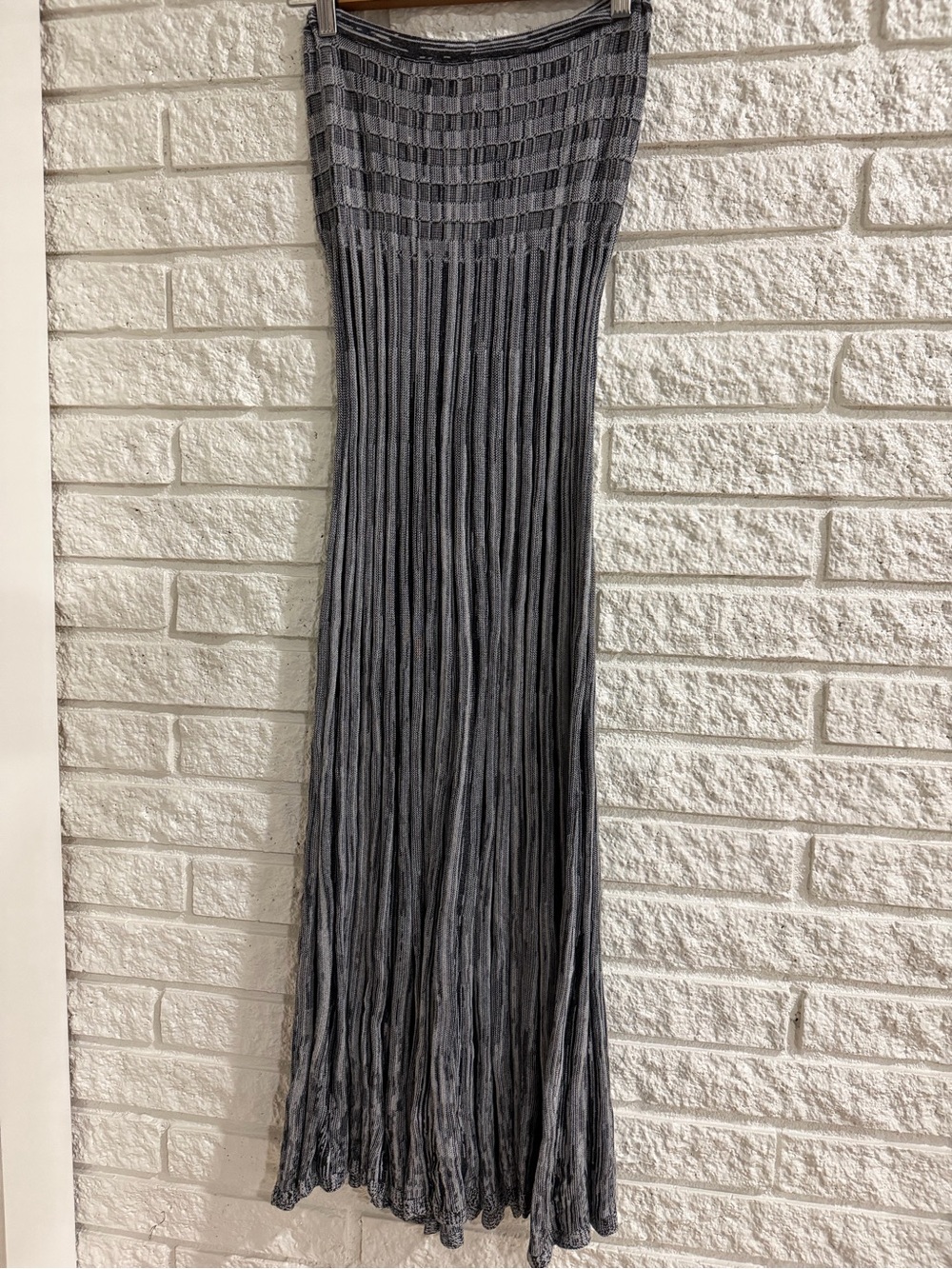 Free People Silvia Gray Sweater Strapless Pleated Midi Dress/Skirt Combo - Picture 11 of 11